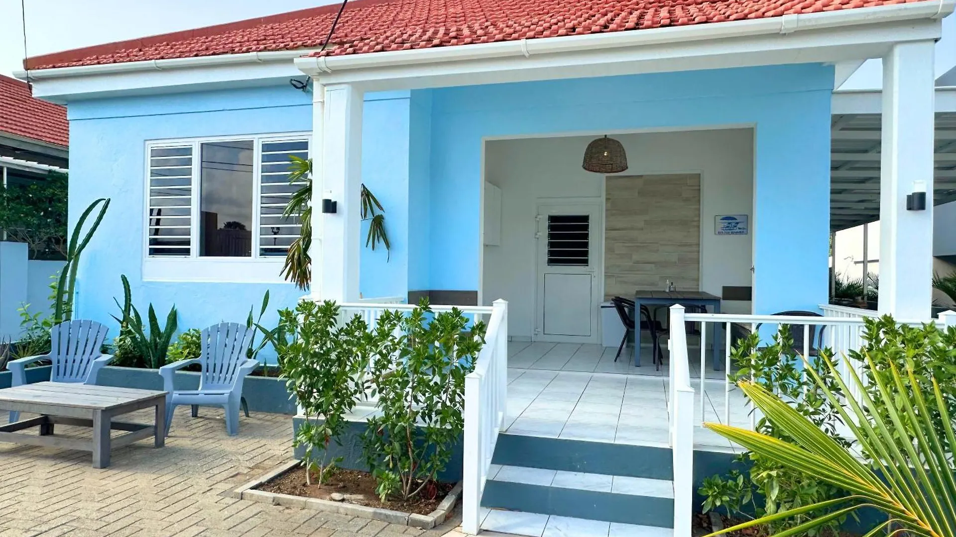 Cosy, Peaceful Studio In Complex Near Mambo Beach